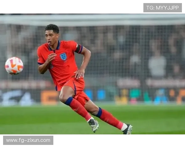 年轻天才崭露头角，逐渐成为足球界备受期待的新星