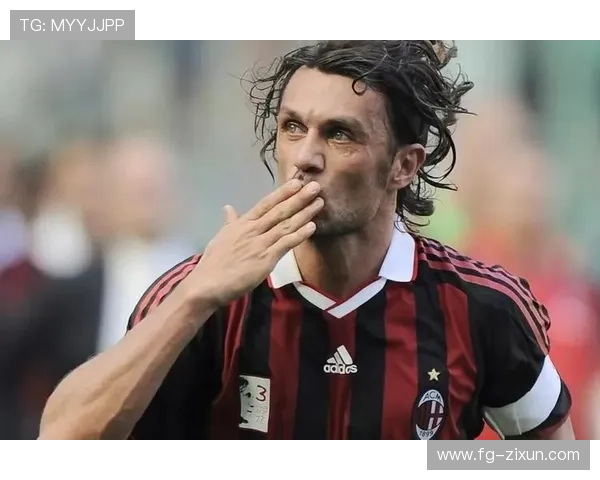 马尔蒂尼防守艺术解析:传奇后卫的站位与预判之道 马尔蒂尼防守艺术解析:传奇后卫的站位与预判之道