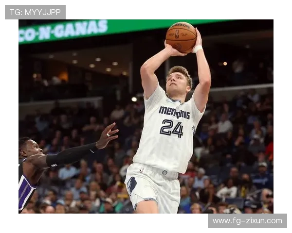 杰·伦·杰克逊二世高效利用挡拆拉开空间，提升三分命中率明显